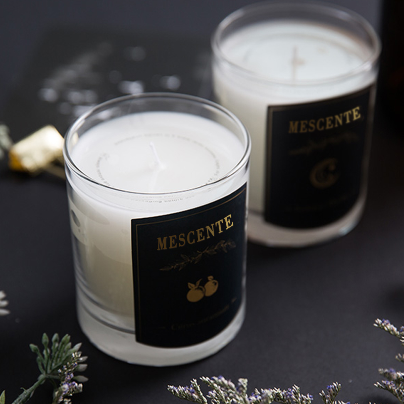 Vela de cera de soja perfumada de marca própria para massagem de luxo decorativa personalizada M&Scent