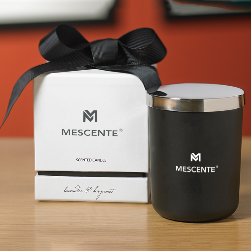 Vela perfumada da coleção Paddywax Relish de marca própria personalizada da M&Scent com etiquetas a granel