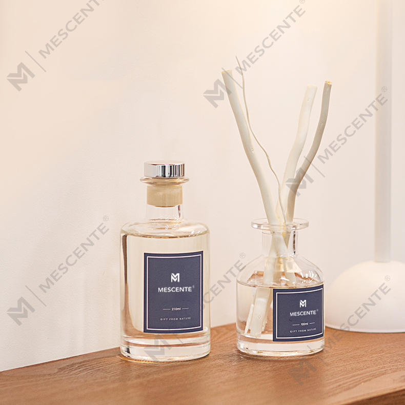 M&Scent Garrafa de vidro de luxo por atacado 2025 Nova chegada Difusor de palheta com design mais recente