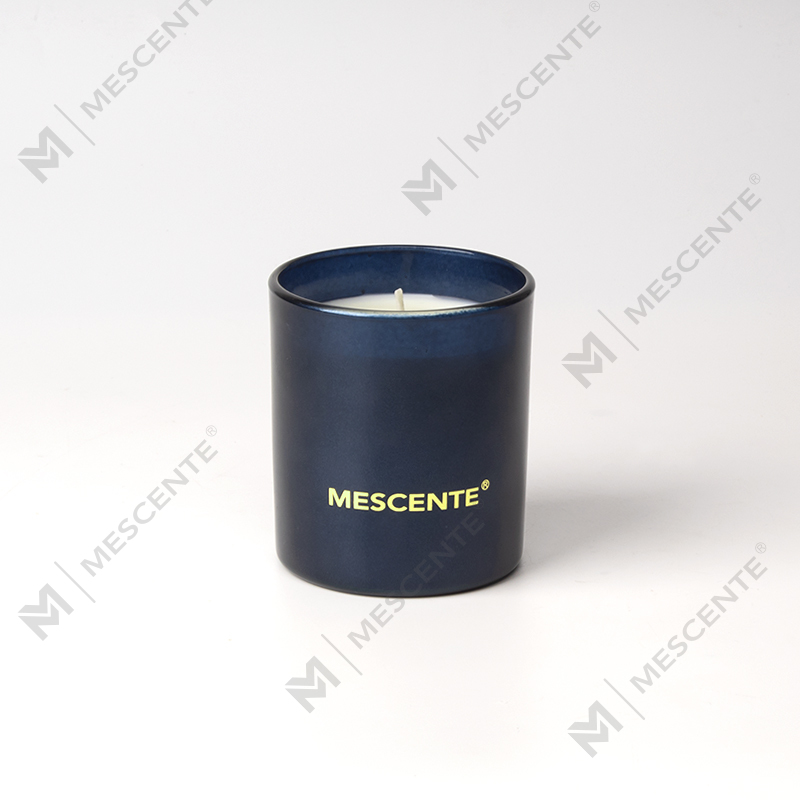 Frascos de velas pretas de Natal de marca própria M&Scent Aromas de velas perfumadas de aromaterapia