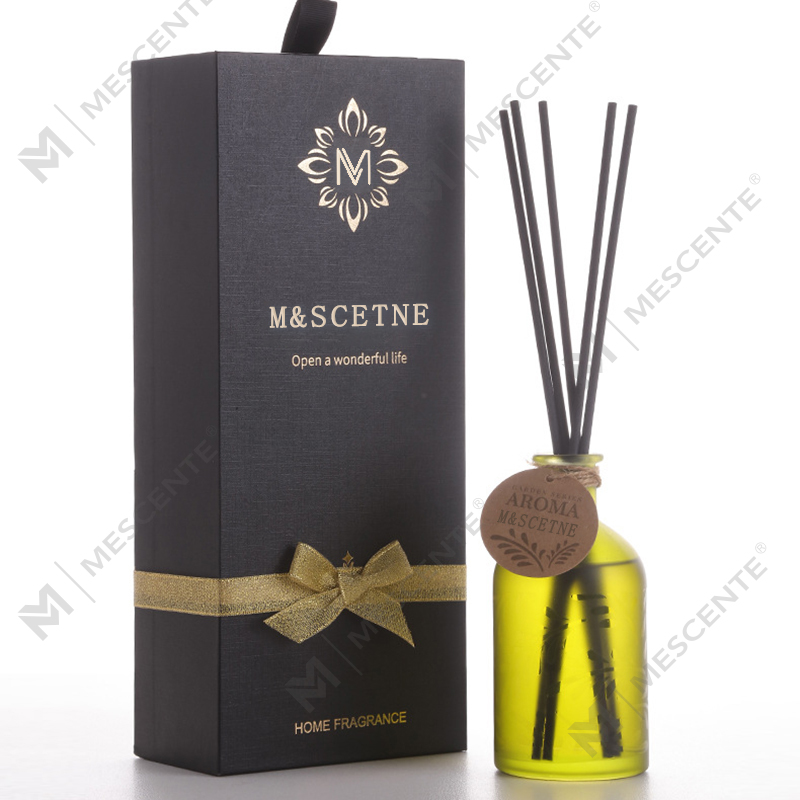 M&Scent Luxury Custom Private Label Garrafa de vidro Flor Difusor de cana líquida com caixa de presente
