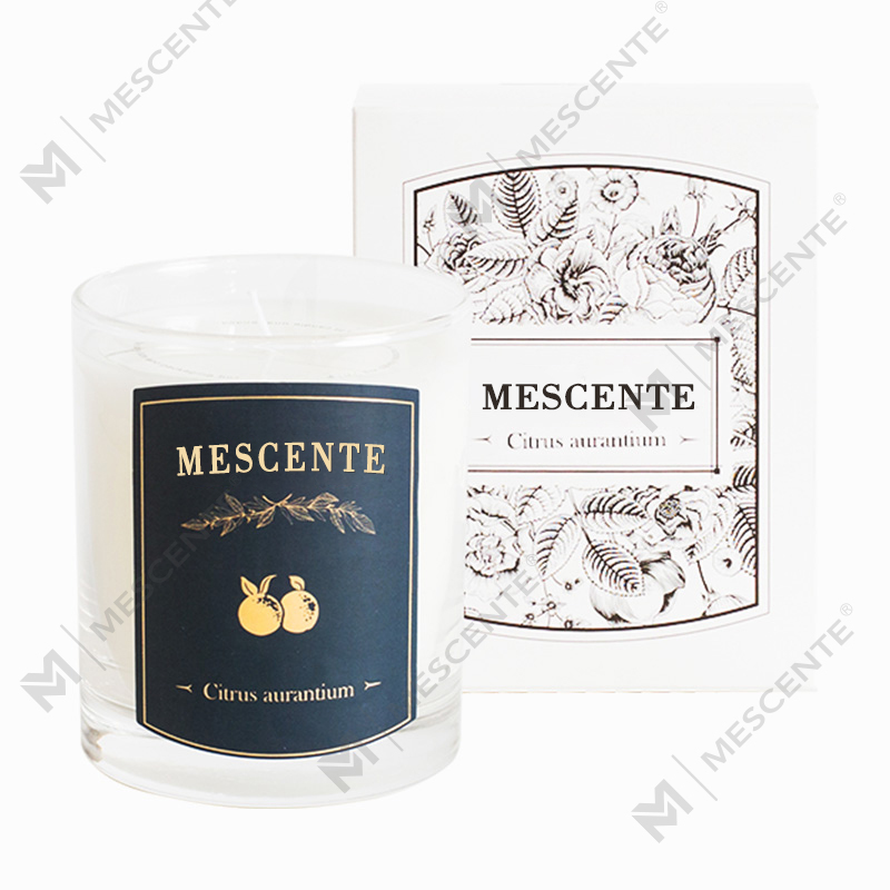 Vela de cera de soja perfumada de marca própria para massagem de luxo decorativa personalizada M&Scent
