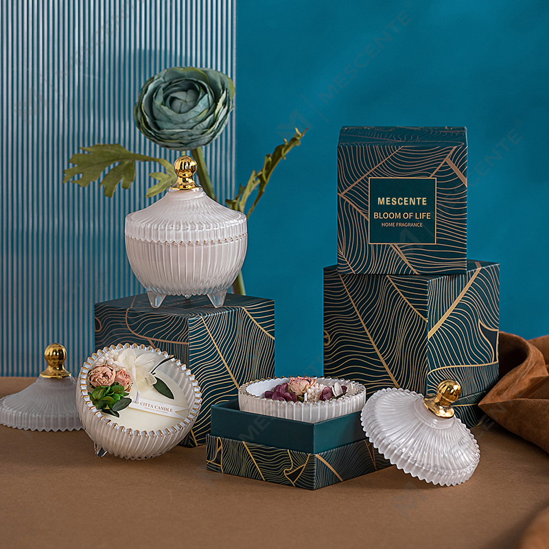 M&Scent atacado barato personalizado de luxo de marca própria pilar perfumado cera de soja vela de aroma de pavio de madeira