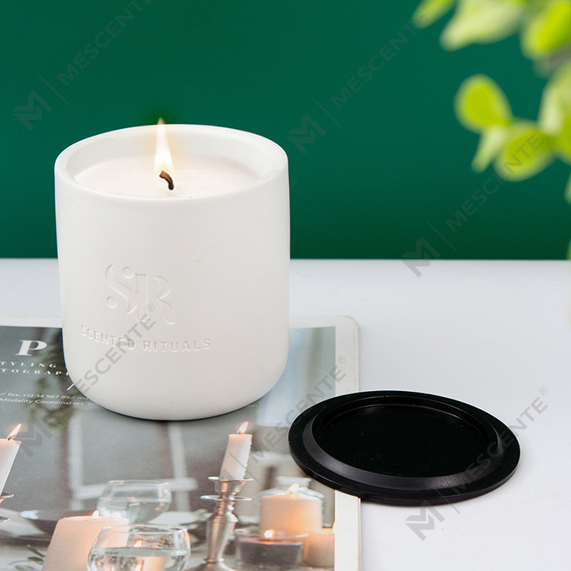 Frascos de cerâmica baratos com logotipo personalizado M&S perfume com tampas de madeira, velas de luxo de cera de coco