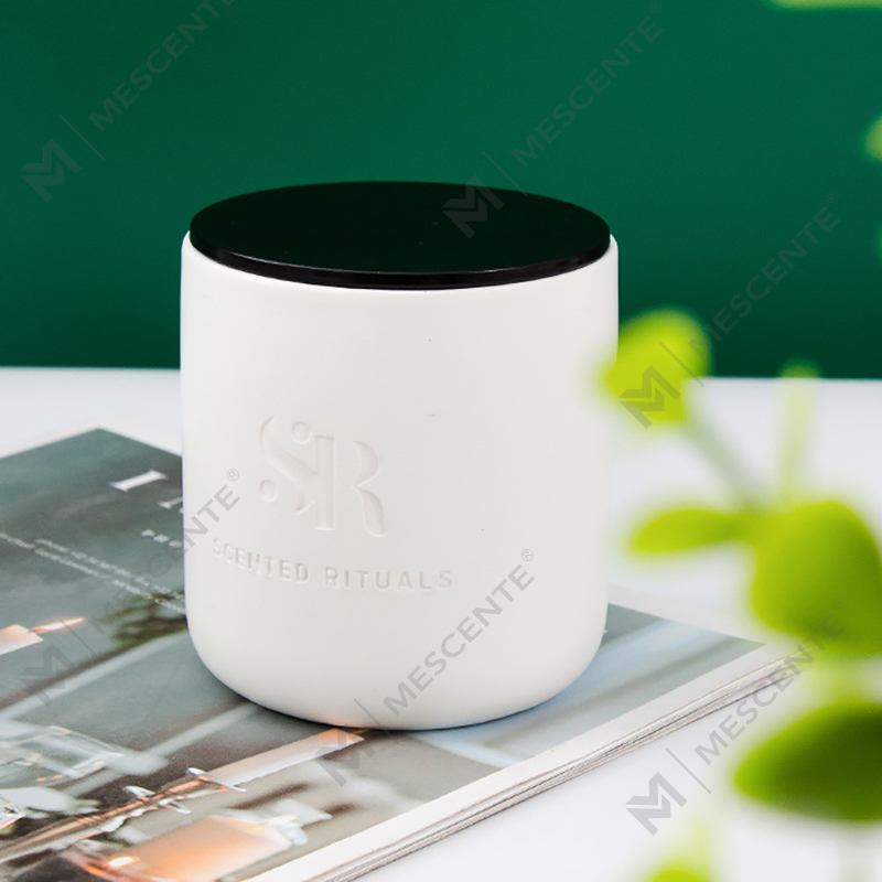 Frascos de cerâmica baratos com logotipo personalizado M&S perfume com tampas de madeira, velas de luxo de cera de coco