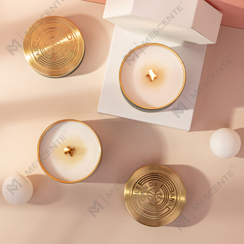 Velas de cera de soja perfumadas com pavio de madeira de marca própria personalizada de luxo Citta com flores secas