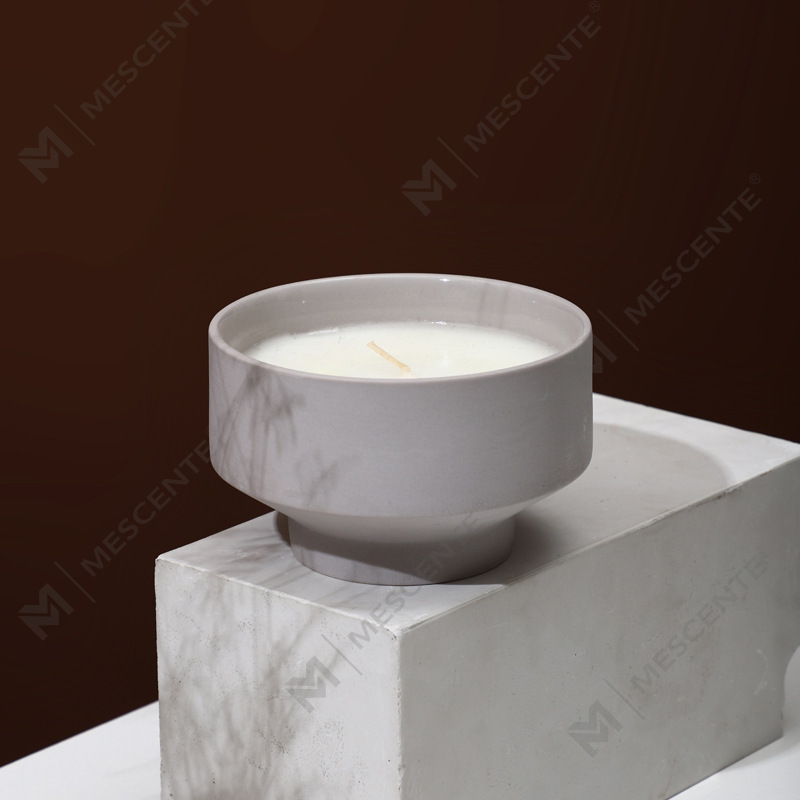 M&Scent atacado personalizado grande e moderno frasco de vela de Natal fosco branco com 3 pavios com tampa de bambu